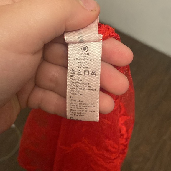 lingerie cover up - Picture 4 of 4